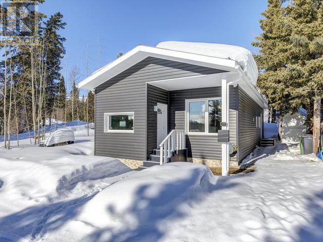 200-26 Azure Road, Whitehorse, Yukon  Y1A 6E1 - Photo 1 - 15970