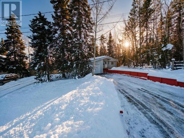 103 Rainbow Road, Whitehorse, Yukon  Y1A 3X3 - Photo 2 - 16013