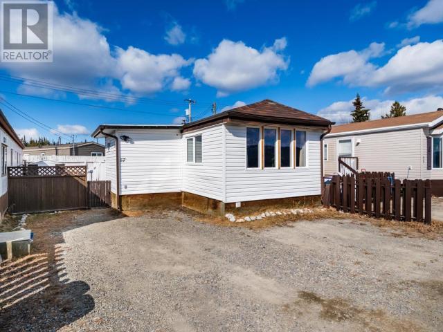 57-833 Range Road, Whitehorse, Yukon  Y1A 3A7 - Photo 1 - 16385
