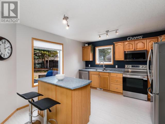 184 Falcon Drive, Whitehorse, Yukon  Y1A 6T2 - Photo 10 - 16439