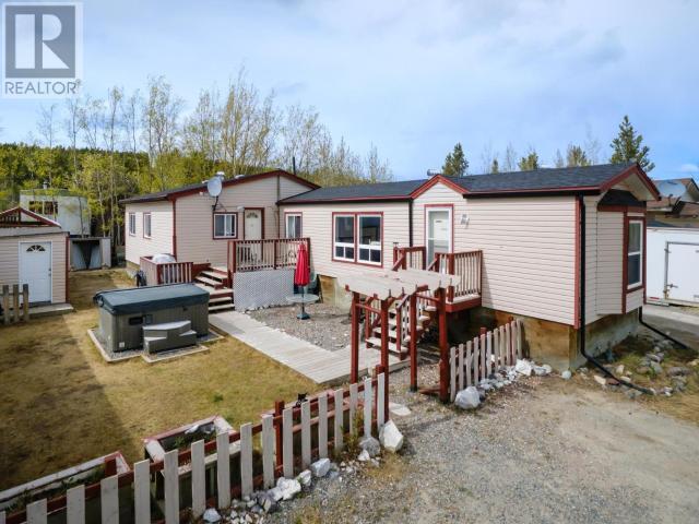 215-200 Lobird Road, Whitehorse, Yukon  Y1A 5V4 - Photo 2 - 16499