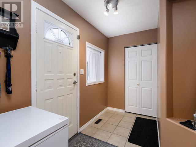 215-200 Lobird Road, Whitehorse, Yukon  Y1A 5V4 - Photo 4 - 16499