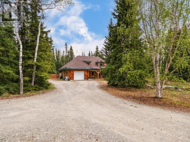 7 Tombstone Place, Whitehorse, Yukon  Y1A 5T4 - Photo 1 - 16521