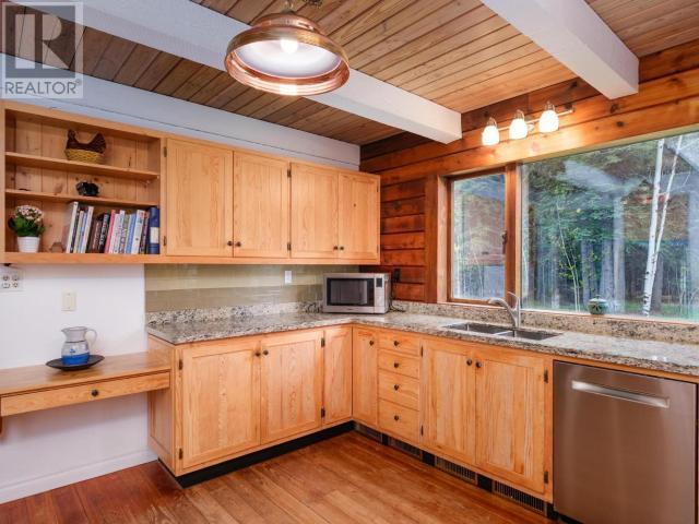 7 Tombstone Place, Whitehorse, Yukon  Y1A 5T4 - Photo 7 - 16521