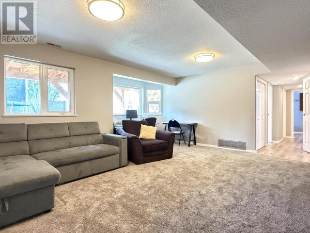 19 Thompson Road, Whitehorse, Yukon  Y1A 0C4 - Photo 32 - 16528