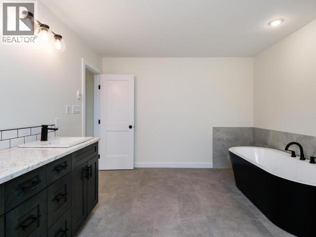 33 Wyvern Avenue, Whitehorse, Yukon  Y1A 0T6 - Photo 26 - 16536