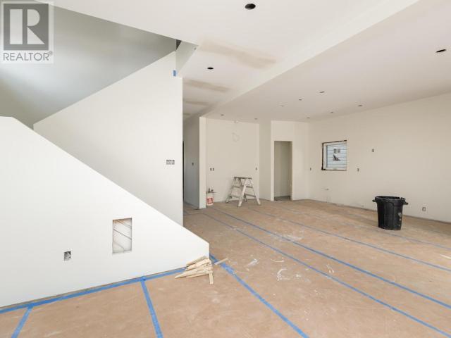 33 Wyvern Avenue, Whitehorse, Yukon  Y1A 0T6 - Photo 7 - 16536