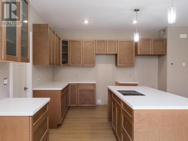 11 Omega Street, Whitehorse, Yukon  Y1A 0T6 - Photo 10 - 16550