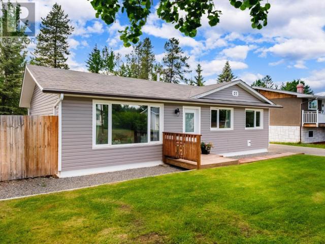 27 Redwood Street, Whitehorse, Yukon  Y1A 4B2 - Photo 1 - 16569