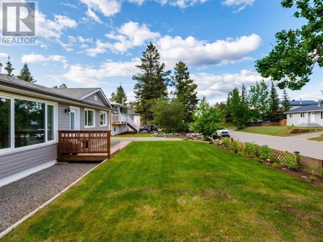 27 Redwood Street, Whitehorse, Yukon  Y1A 4B2 - Photo 4 - 16569