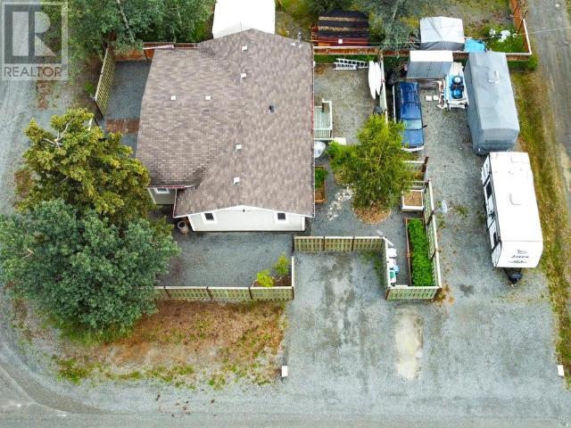 116 Lowell Street, Haines Junction, Yukon  Y0B 1L0 - Photo 2 - 16579