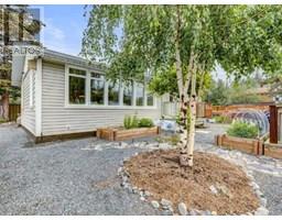 116 LOWELL STREET, Haines Junction, Yukon