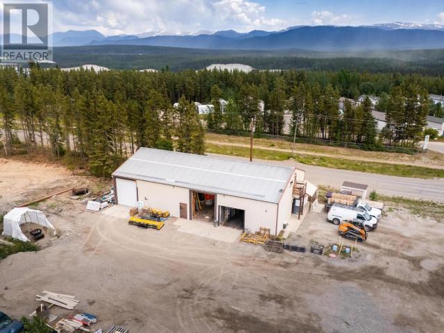 986 Range Road, Whitehorse, Yukon  Y1A 4V1 - Photo 2 - 16583