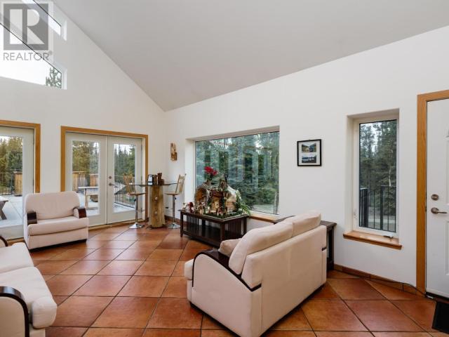356 Robinson Subdivision, Whitehorse South, Yukon  Y1A 6S3 - Photo 13 - 16596