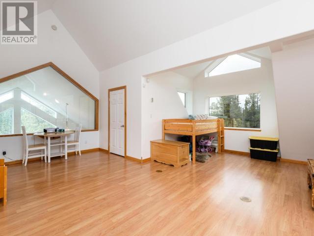 356 Robinson Subdivision, Whitehorse South, Yukon  Y1A 6S3 - Photo 24 - 16596