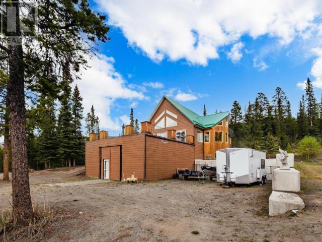 356 Robinson Subdivision, Whitehorse South, Yukon  Y1A 6S3 - Photo 5 - 16596