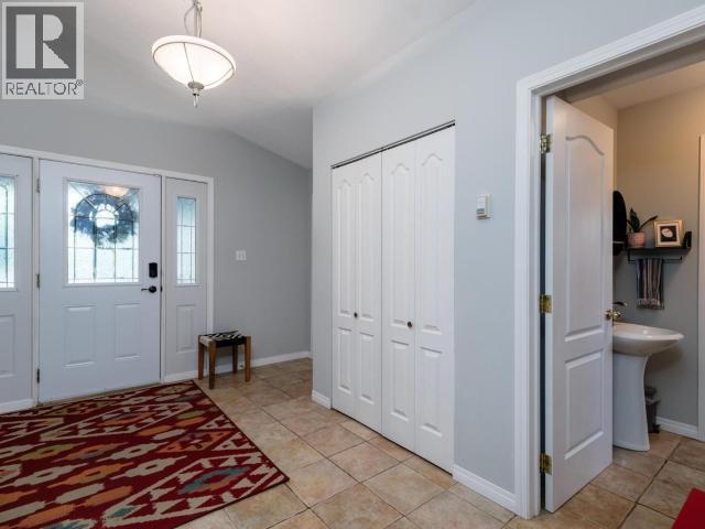 16 Arleux Place, Whitehorse, Yukon  Y1A 3A9 - Photo 4 - 16756