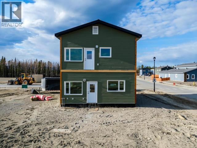 4 Flora Avenue, Whitehorse, Yukon  Y0B 1Y0 - Photo 1 - 16768