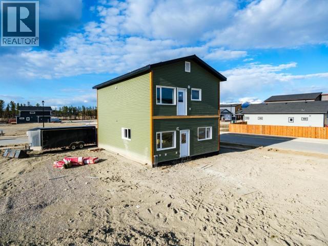 4 Flora Avenue, Whitehorse, Yukon  Y0B 1Y0 - Photo 2 - 16768