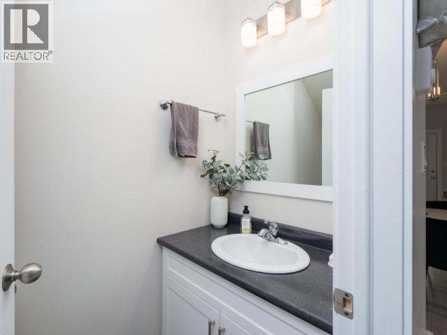 20-92 Iskoot Crescent, Whitehorse, Yukon  Y1A 0P9 - Photo 6 - 16781