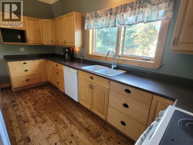 717 8th Avenue, Dawson City, Yukon  Y0B 1G0 - Photo 15 - 16822