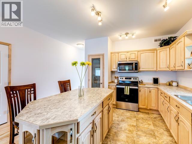 24 Flora Avenue, Whitehorse, Yukon  Y1A 5T5 - Photo 13 - 16826