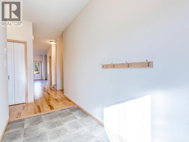 24 Flora Avenue, Whitehorse, Yukon  Y1A 5T5 - Photo 8 - 16826