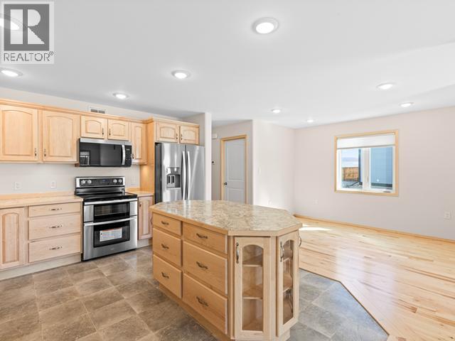 216 Witch Hazel Drive, Whitehorse, Yukon  Y1A 5W5 - Photo 11 - 16856