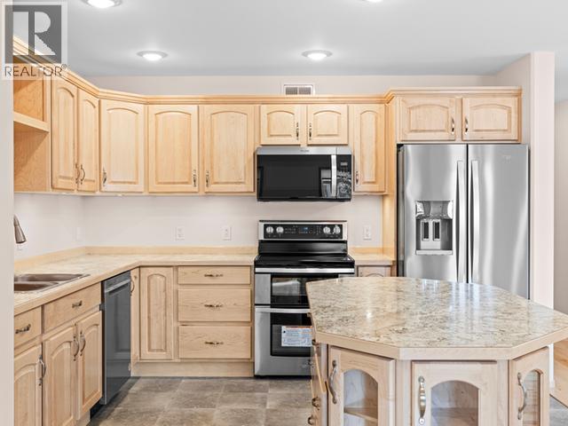 216 Witch Hazel Drive, Whitehorse, Yukon  Y1A 5W5 - Photo 4 - 16856