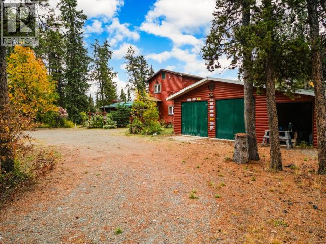 16 Deadend Road, Whitehorse South, Yukon  Y0B 1T0 - Photo 2 - 16867