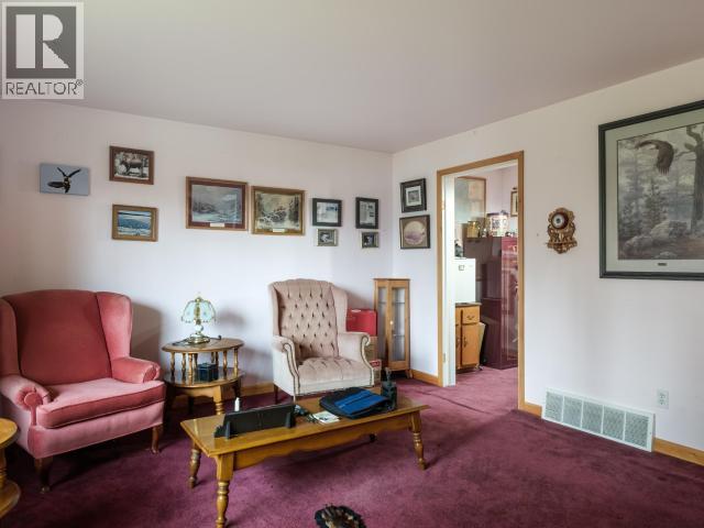 16 Deadend Road, Whitehorse South, Yukon  Y0B 1T0 - Photo 7 - 16867