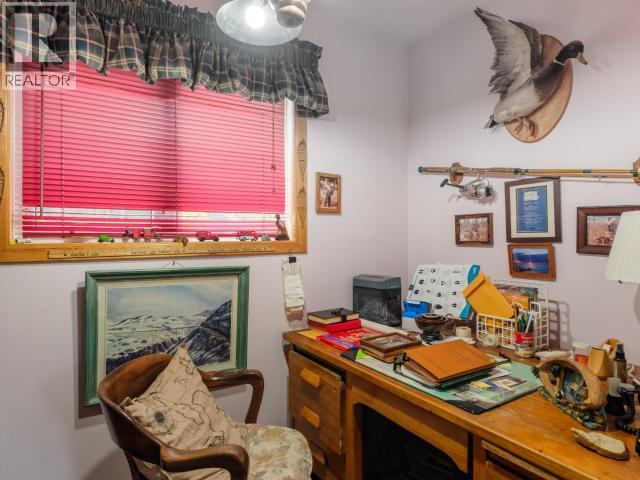 16 Deadend Road, Whitehorse South, Yukon  Y0B 1T0 - Photo 8 - 16867