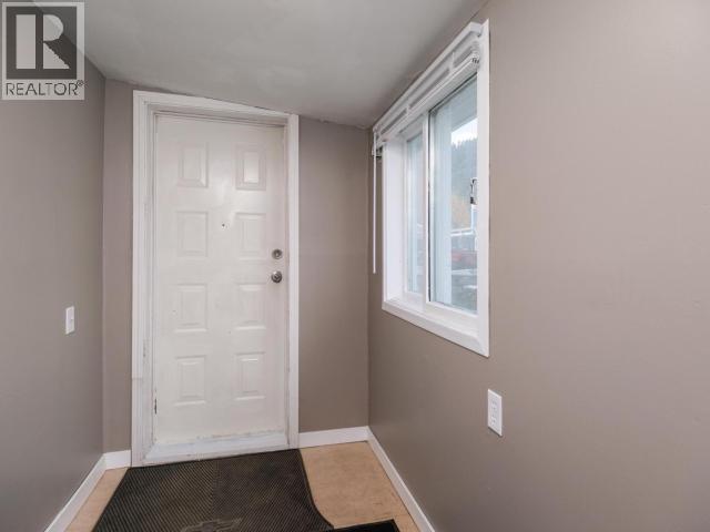 8-7 Prospector Road, Whitehorse, Yukon  Y1A 3Y7 - Photo 4 - 16873