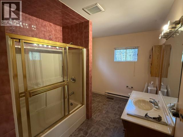 12 Nisutlin Drive, Teslin, Yukon  Y0A 1B0 - Photo 6 - 16892