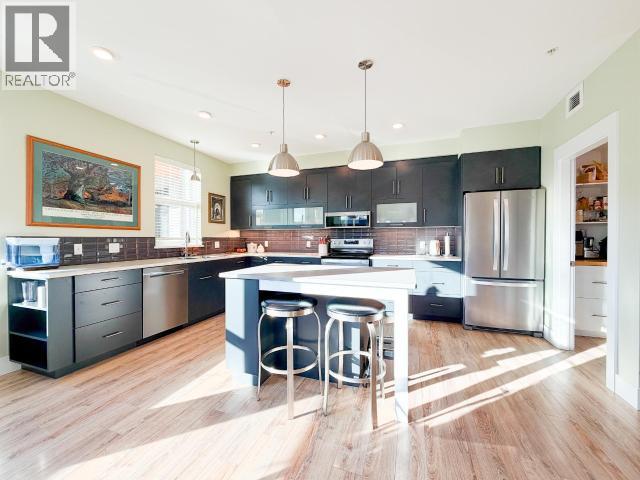 204-210 Hawkins Street, Whitehorse, Yukon  Y1A 1X4 - Photo 1 - 16921