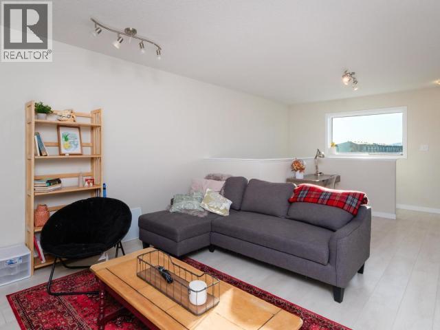 16-92 Iskoot Crescent, Whitehorse, Yukon Y1A 0P9 - Photo 17 - 16932