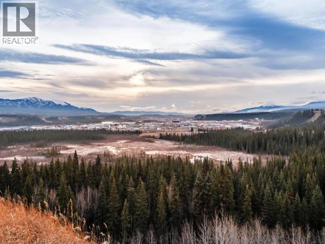 50-833 Range Road, Whitehorse, Yukon Y1A 3A7 - Photo 2 - 16935