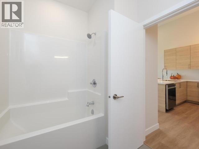 302-202 Lowe Street, Whitehorse, Yukon Y1A 1W5 - Photo 13 - 16939