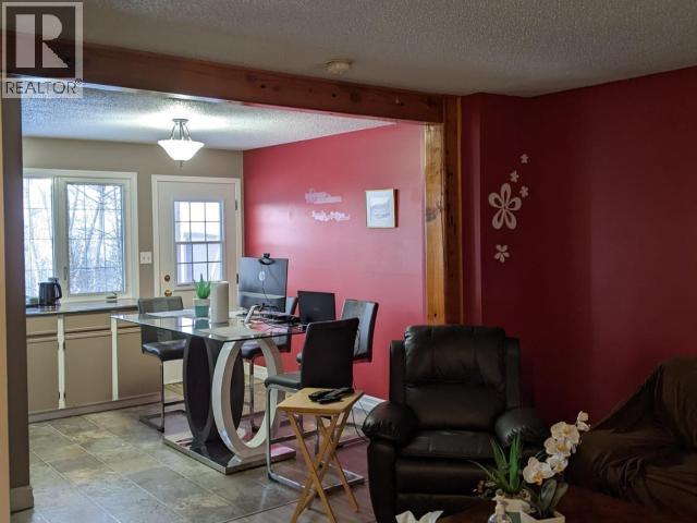 148 & 150 Dawson Drive, Faro, Yukon  Y0B 1K0 - Photo 10 - 17002