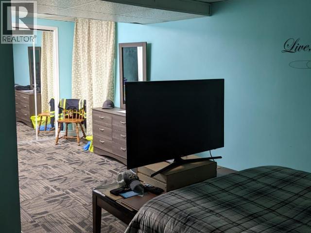 148 & 150 Dawson Drive, Faro, Yukon  Y0B 1K0 - Photo 16 - 17003