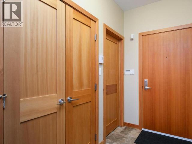 103-32 Waterfront Place, Whitehorse, Yukon  Y1A 6V1 - Photo 3 - 17032