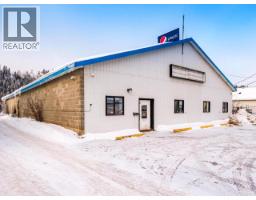 115 COPPER ROAD, Whitehorse, Yukon