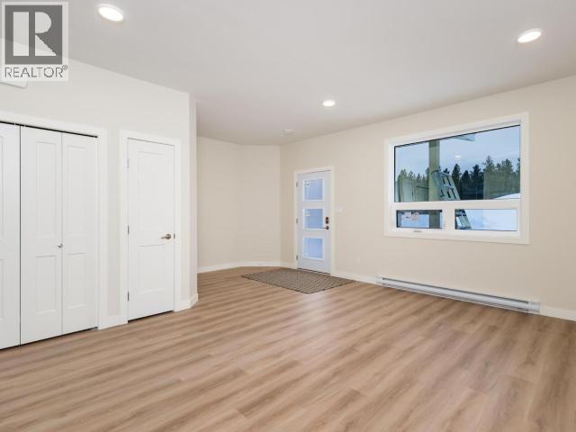 303 Witch Hazel Drive, Whitehorse, Yukon Y1A 0T9 - Photo 5 - 17065