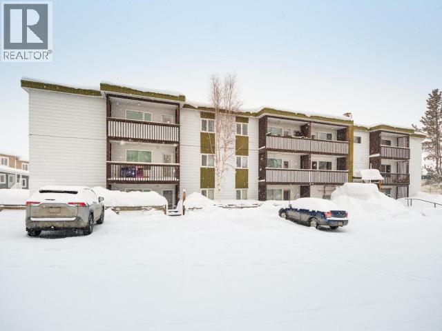 302-19 Summit Road, Whitehorse, Yukon  Y1A 0H9 - Photo 2 - 17101