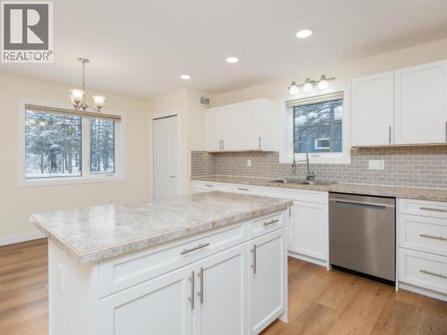 119 Spruce Street, Haines Junction, Yukon  Y0B 1L0 - Photo 7 - 17102