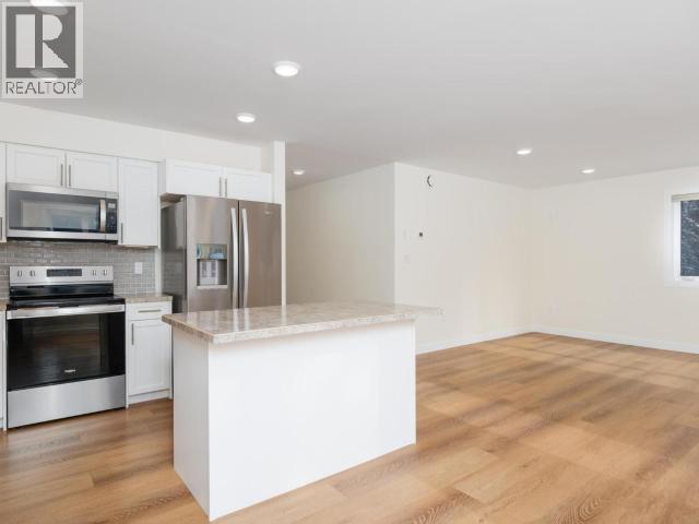 119 Spruce Street, Haines Junction, Yukon  Y0B 1L0 - Photo 9 - 17102