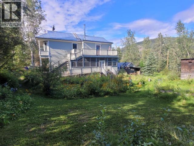 717 8th Avenue, Dawson City, Yukon Y1A 1G0 - Photo 27 - 17122