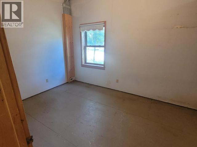 717 8th Avenue, Dawson City, Yukon Y1A 1G0 - Photo 5 - 17122