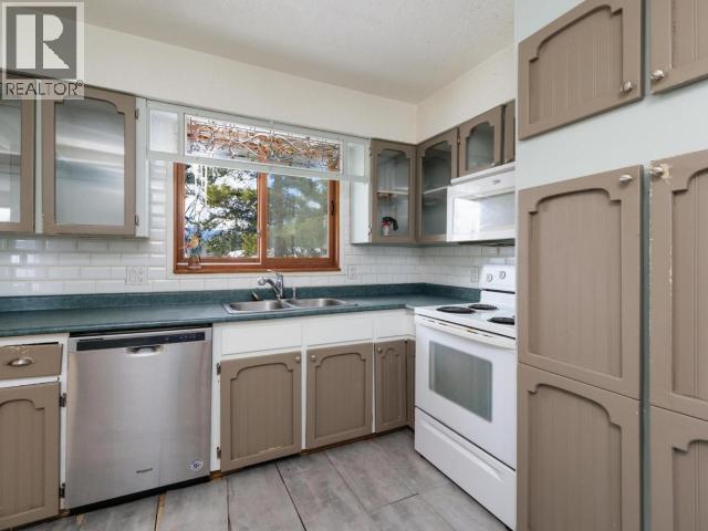 10 Rosewood Place, Whitehorse, Yukon  Y1A 4X3 - Photo 12 - 17141