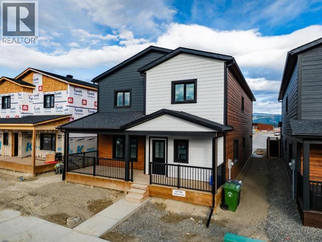 35 WYVERN AVENUE, Whitehorse, Yukon